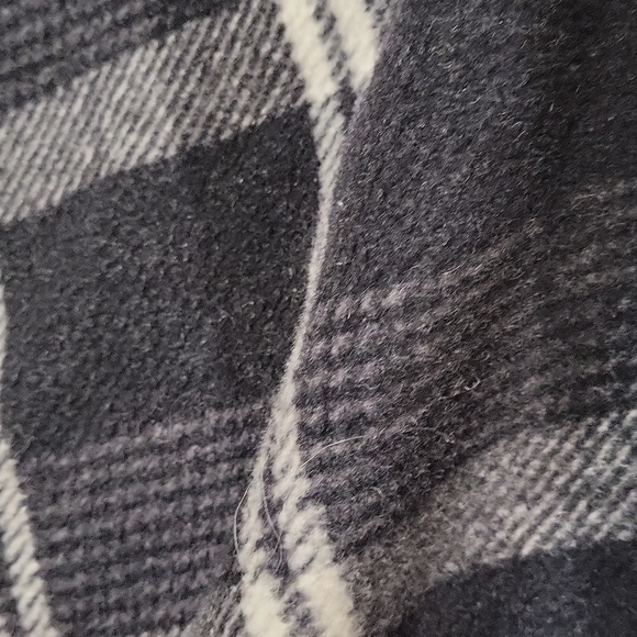 Girl's coat - Picture 2 of 4